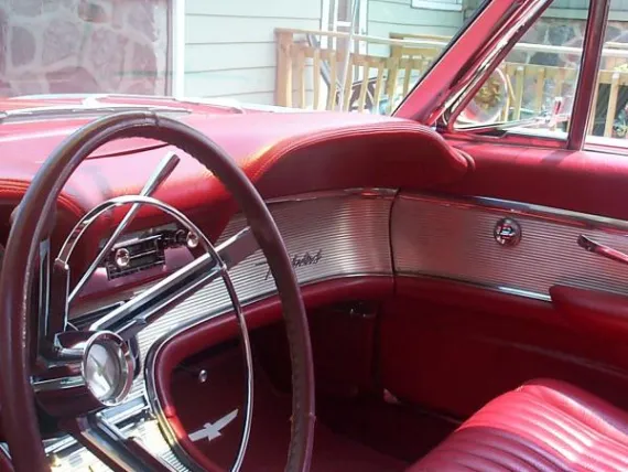 Vehicle Image 5 - 1962 Ford Thunderbird Coupe