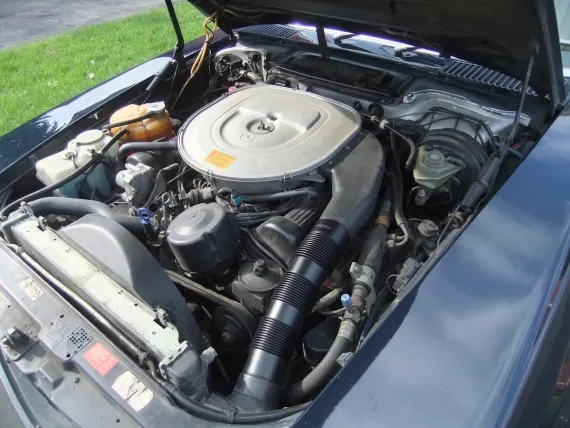 Vehicle Image 3 - 1988 Mercedes-Benz 560SL