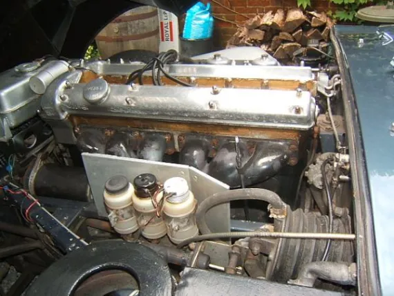 Vehicle Image 15 - 1962 Jaguar XKE Roadster Flat Floor
