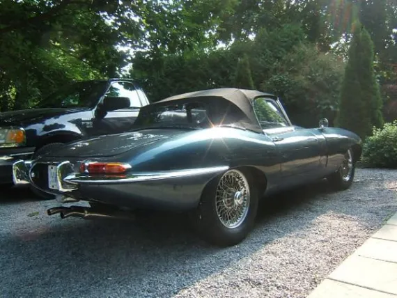 Vehicle Image 66 - 1962 Jaguar XKE Roadster Flat Floor
