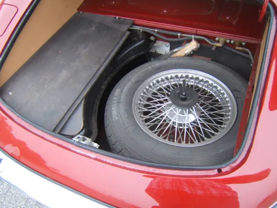 Vehicle Image 3 - 1974 Jaguar E Type Roadster Series III