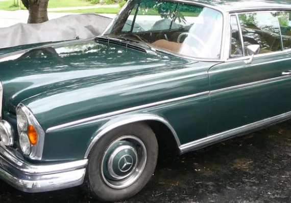 Vehicle Image 1 - 1967 Mercedes-Benz 250SE Coupe