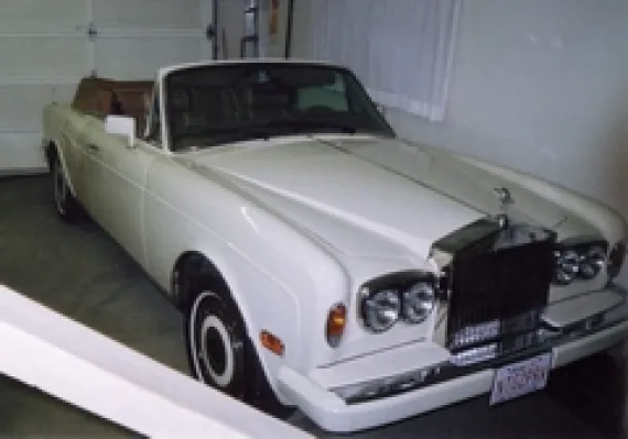 Vehicle Image 1 - 1989 Rolls Royce Corniche