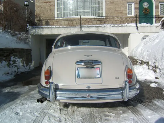 Vehicle Image 1 - 1962 Jaguar MKII