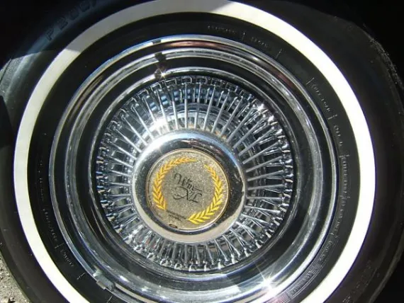 Vehicle Image 13 - 1964 Ford Thunderbird Hardtop