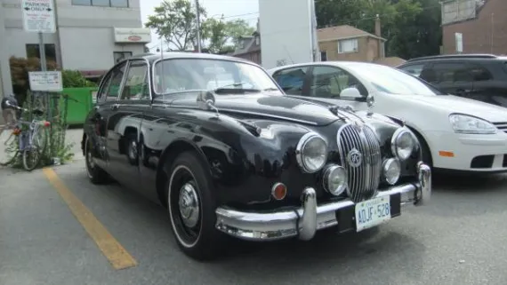 Vehicle Image 12 - 1961 Jaguar MKII