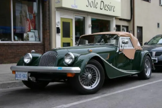 Vehicle Image 11 - 1988 Morgan Plus 8