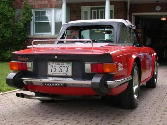 Vehicle Image 7 - 1976 Triumph TR6