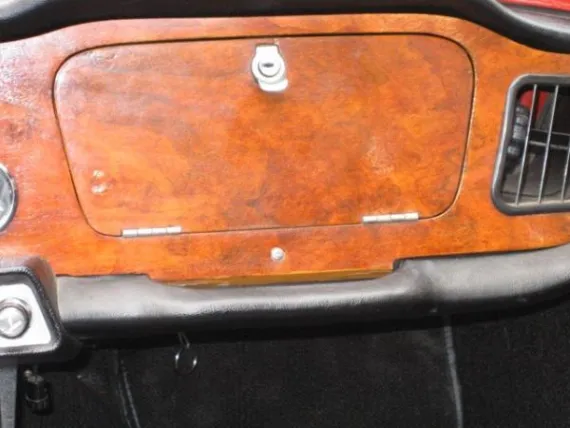 Vehicle Image 2 - 1964 Triumph TR4