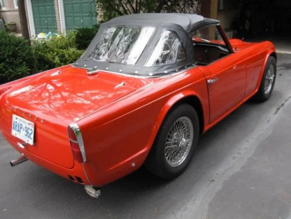 Vehicle Image 12 - 1964 Triumph TR4
