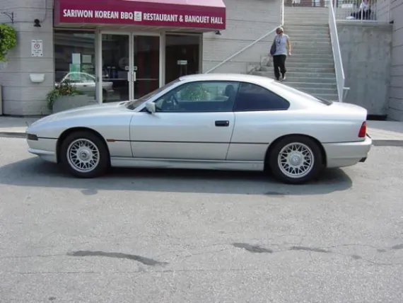 Vehicle Image 8 - 1991 BMW 850i