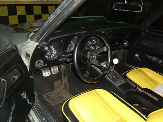 Vehicle Image 1 - 1974 Chevrolet Corvette Coupe