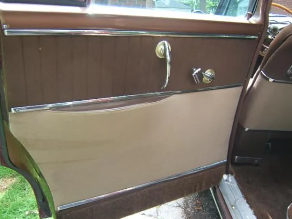 Vehicle Image 28 - 1954 Chrysler New Yorker DeLuxe