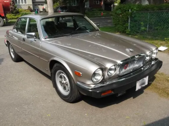 Vehicle Image 8 - 1987 Jaguar VDP
