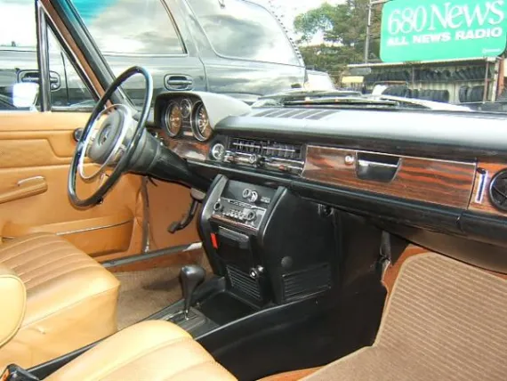 Vehicle Image 4 - 1973 Mercedes-Benz 280