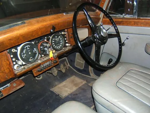 Vehicle Image 1 - 1952 Bentley R Type