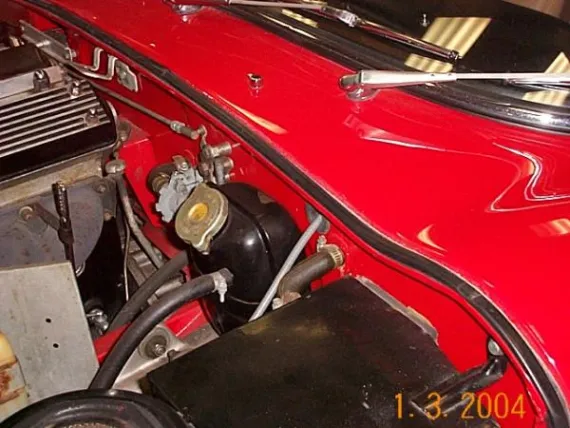 Vehicle Image 2 - 1970 Jaguar XKE Coupe