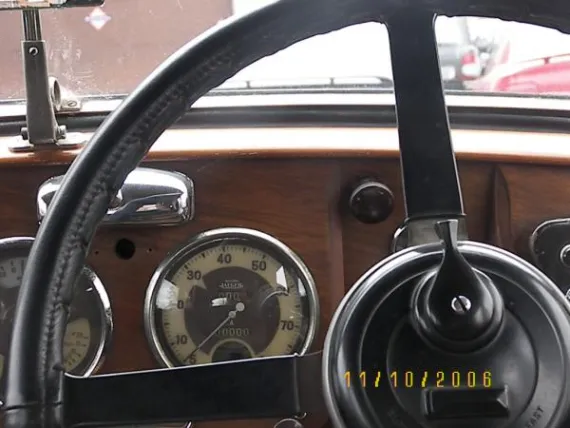 Vehicle Image 9 - 1939 Daimler EL 24