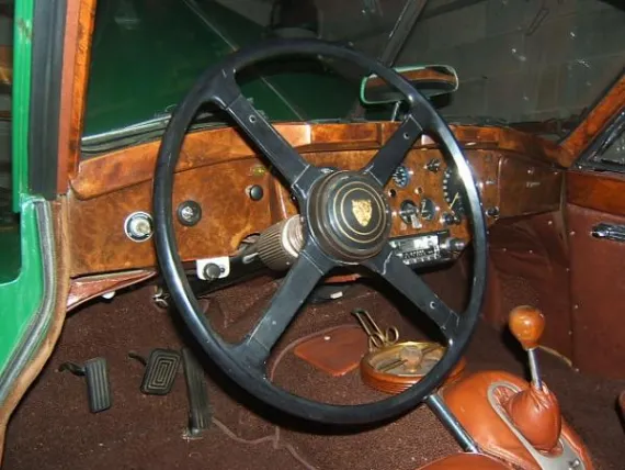 Vehicle Image 16 - 1957 Jaguar XK140 FHC