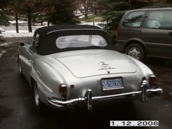 Vehicle Image 2 - 1960 Mercedes-Benz 190SL