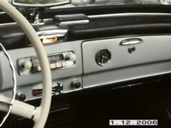 Vehicle Image 32 - 1960 Mercedes-Benz 190SL