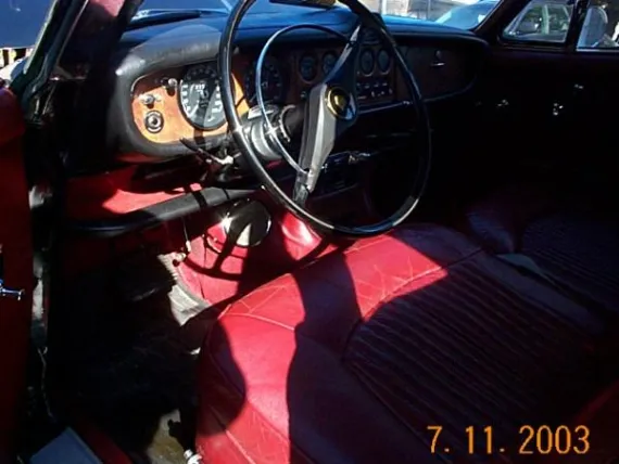Vehicle Image 3 - 1967 Jaguar 420