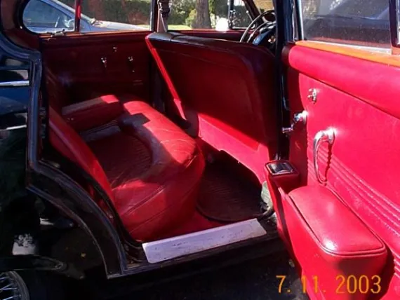 Vehicle Image 7 - 1967 Jaguar 420