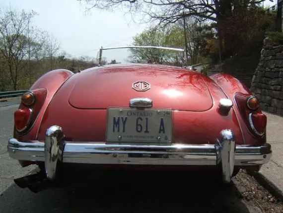 Vehicle Image 25 - 1961 MG A Roadster