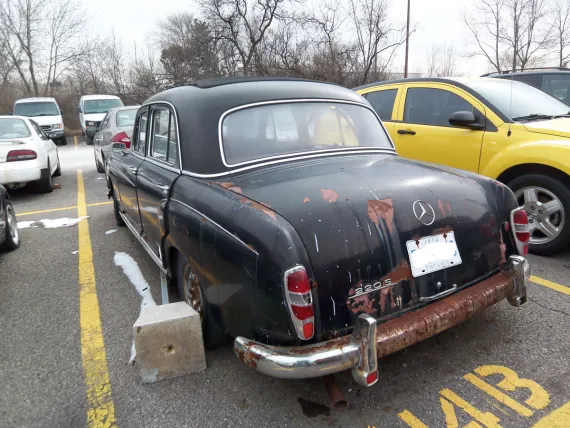 Vehicle Image 16 - 1959 Mercedes Benz 220SE