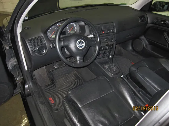 Vehicle Image 3 - 2002 VW GTI VR6