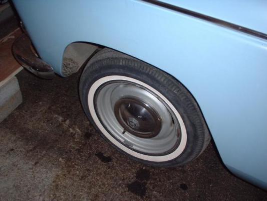 Vehicle Image 1 - 1960 MG Magnette