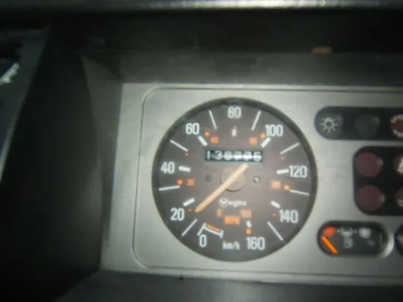 Vehicle Image 4 - 1984 Renault Le Car