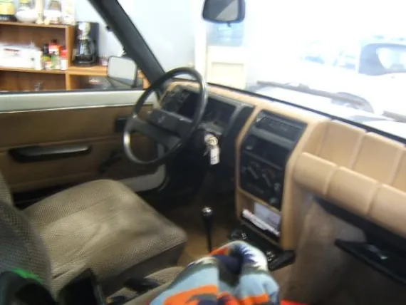 Vehicle Image 6 - 1984 Renault Le Car