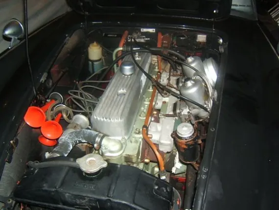 Vehicle Image 18 - 1965 Austin Healey 3000 MKII BJ8