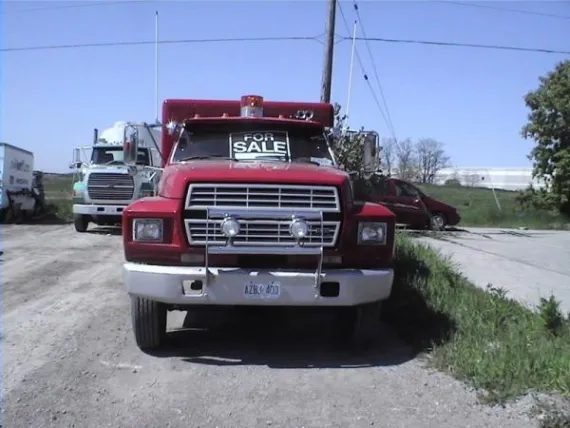 Vehicle Image 2 - 1981 Ford F800 Custom Car Hauler