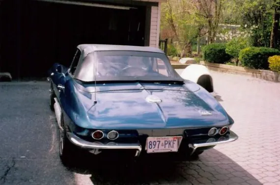 Vehicle Image 4 - 1966 Chevrolet Corvette Roadster