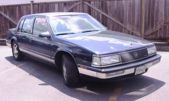 Vehicle Image 5 - 1988 Buick Park Avenue