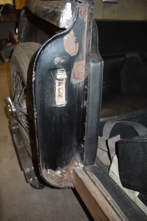 Vehicle Image 10 - 1958 Jaguar XK150 FHC