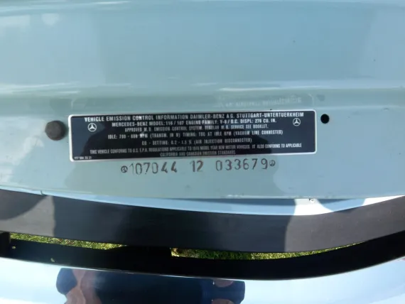 Vehicle Image 19 - 1976 Mercedes Benz 450 SL