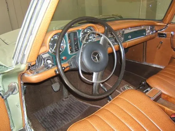 Vehicle Image 17 - 1971 Mercedes-Benz 280SL