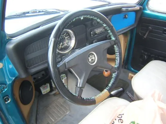 Vehicle Image 3 - 1971 Volkswagen Super Beetle
