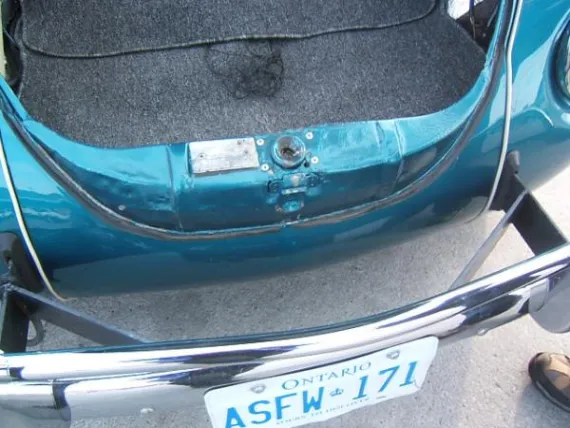 Vehicle Image 12 - 1971 Volkswagen Super Beetle