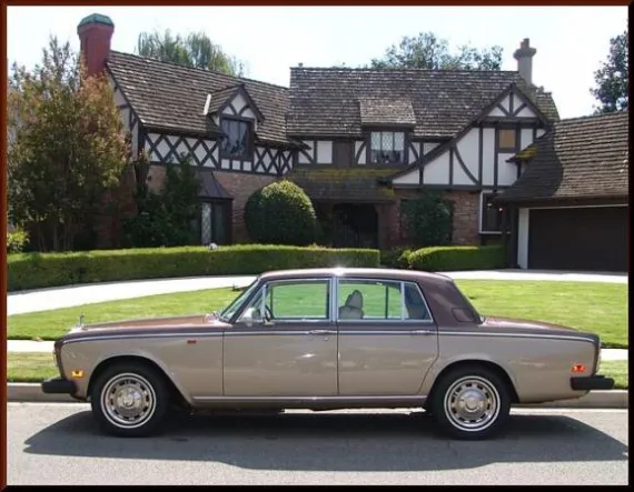 Vehicle Image 4 - 1976 Rolls Royce Shadow