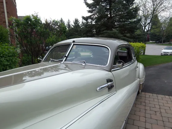 Vehicle Image 2 - 1947 Buick Roadmaster