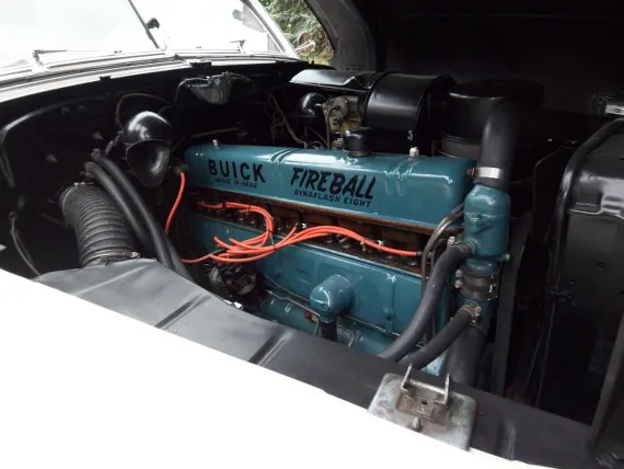 Vehicle Image 12 - 1947 Buick Roadmaster