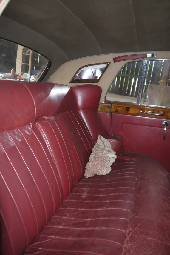 Vehicle Image 16 - 1960 Rolls-Royce Silver Cloud II