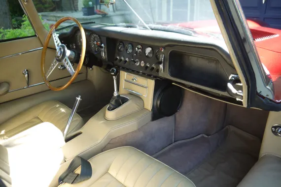 Vehicle Image 20 - 1967 Jaguar E Type Roadster
