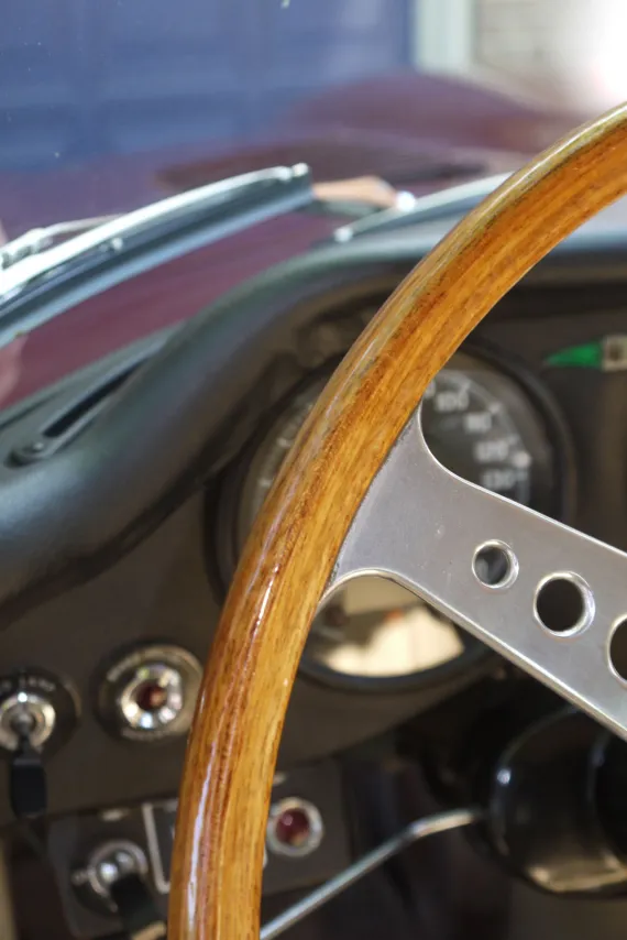 Vehicle Image 22 - 1967 Jaguar E Type Roadster