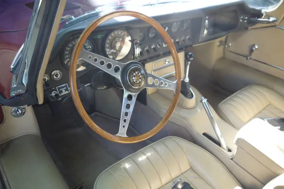 Vehicle Image 23 - 1967 Jaguar E Type Roadster