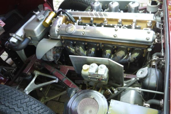 Vehicle Image 25 - 1967 Jaguar E Type Roadster